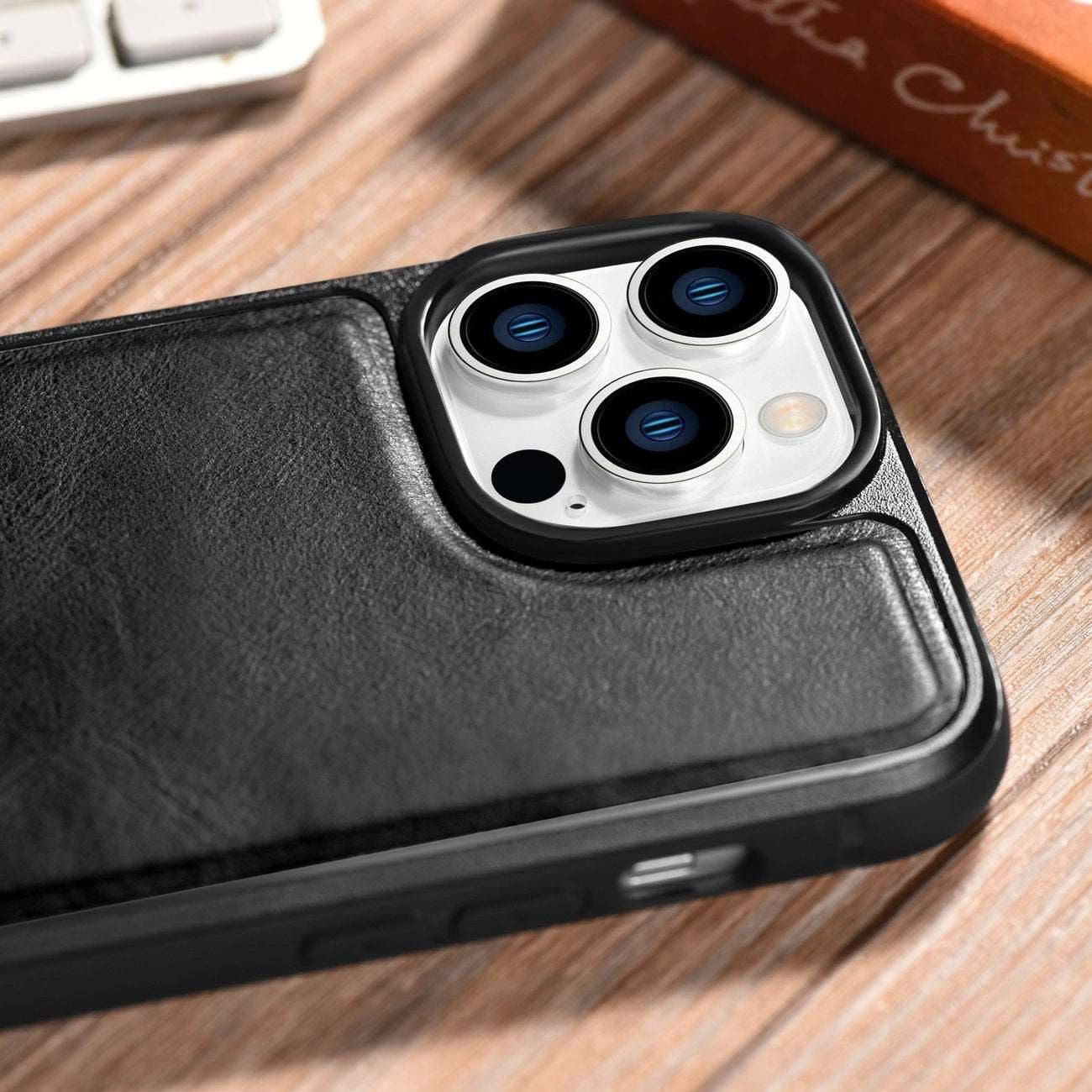 iPhone 14 iCarer Case Echtleder Blau – Öl-Wachs Schutzcover Premium - MIZO.at