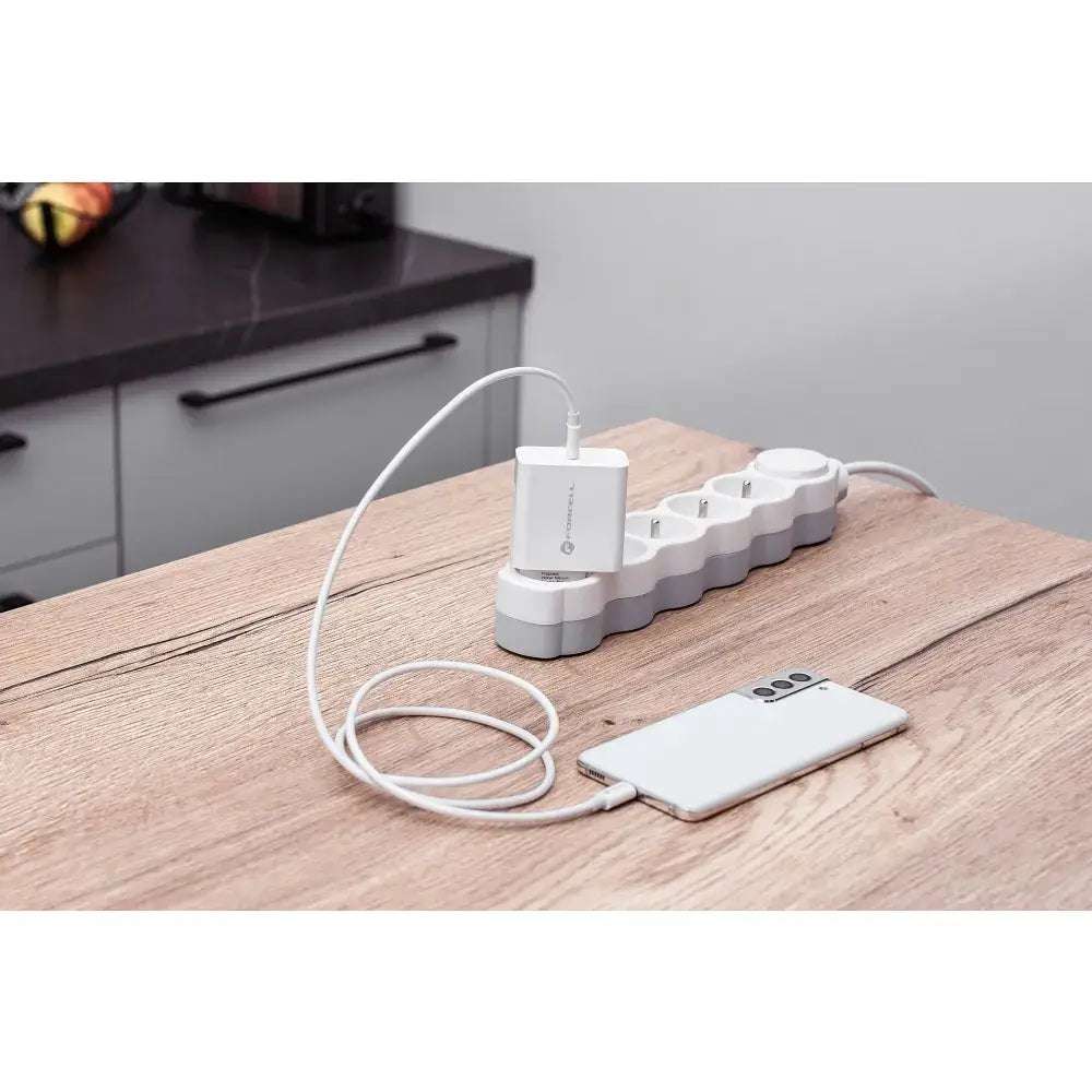 FORCELL F‑ENERGY TFK‑TC‑45WPD 45 W Travel Charger – White