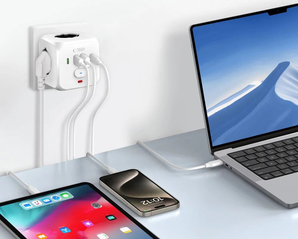 Tech-Protect PCL3X4 Power Socket | 3 Outlets, USB & Type-C, White - MIZO.at