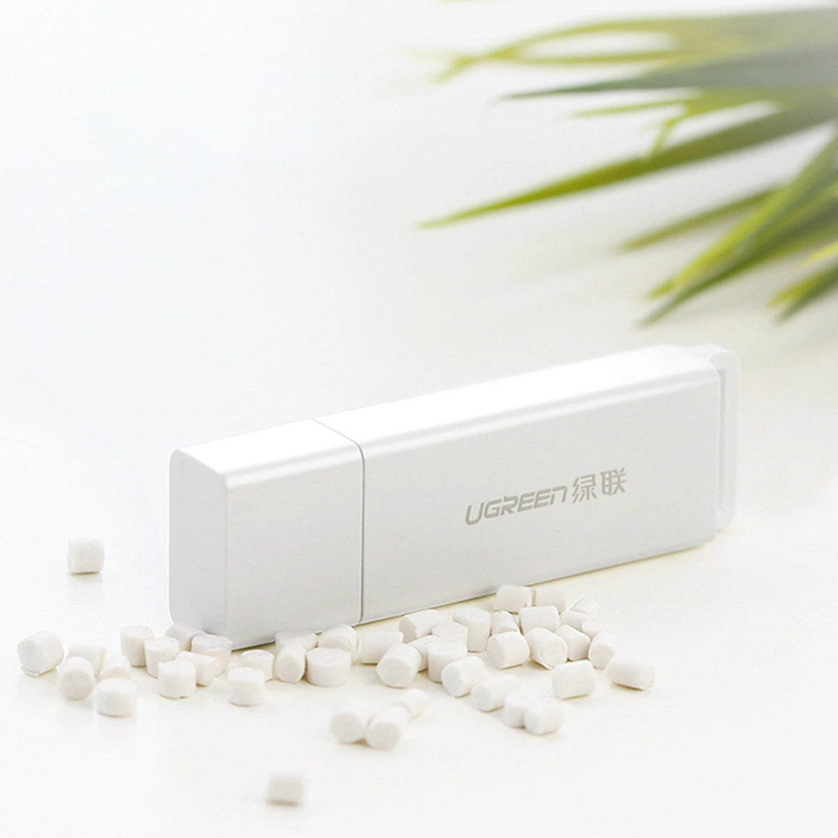 USB 3.0 Card Reader | Portable TF/SD Memory Card Adapter White - MIZO.at