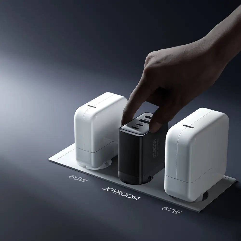 Joyroom GaN 67W 4-Port Charger + USB-C Cable | Black TCG02 - MIZO.at