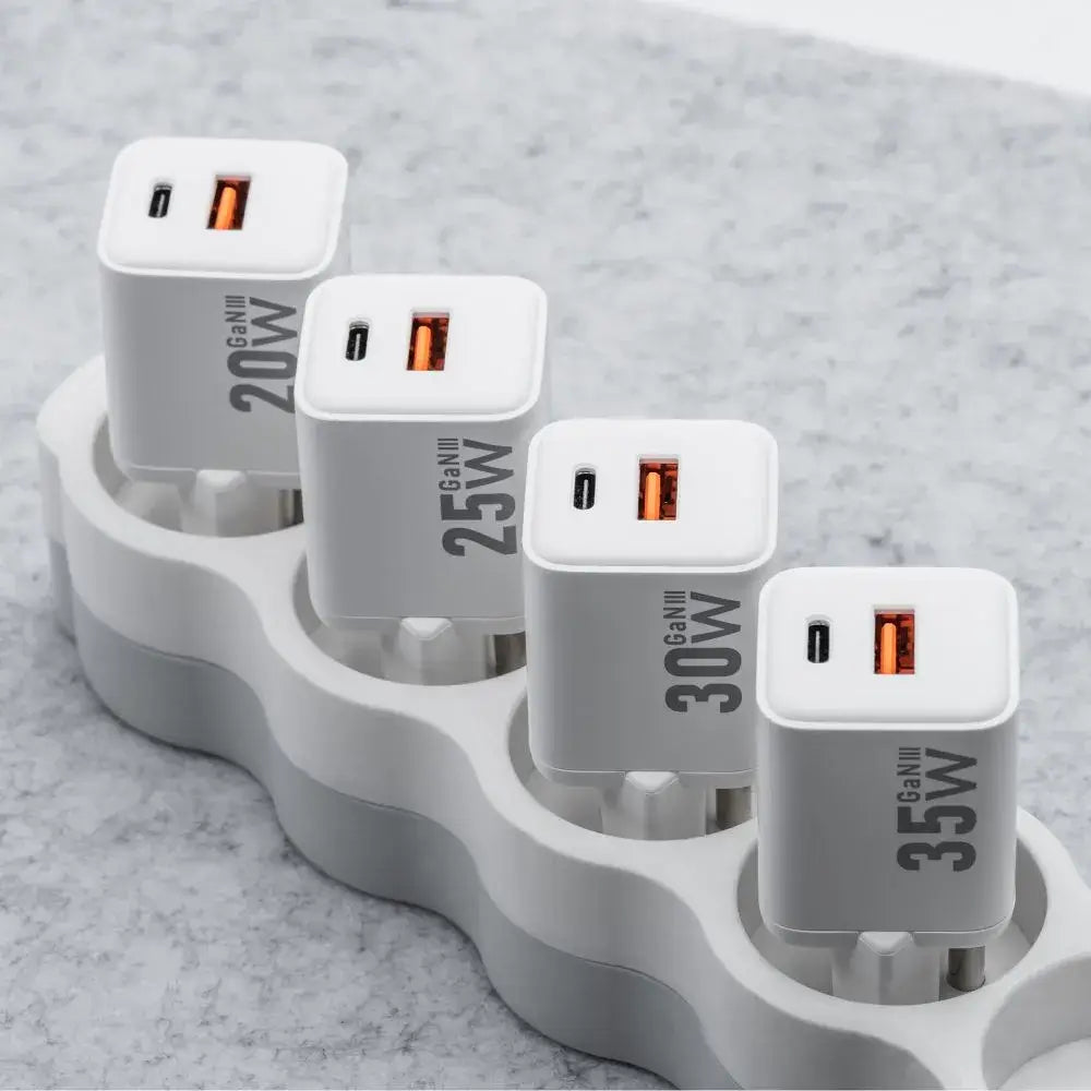 FORCELL Mini GaN III VT-35 30W Travel Charger – White - MIZO.at