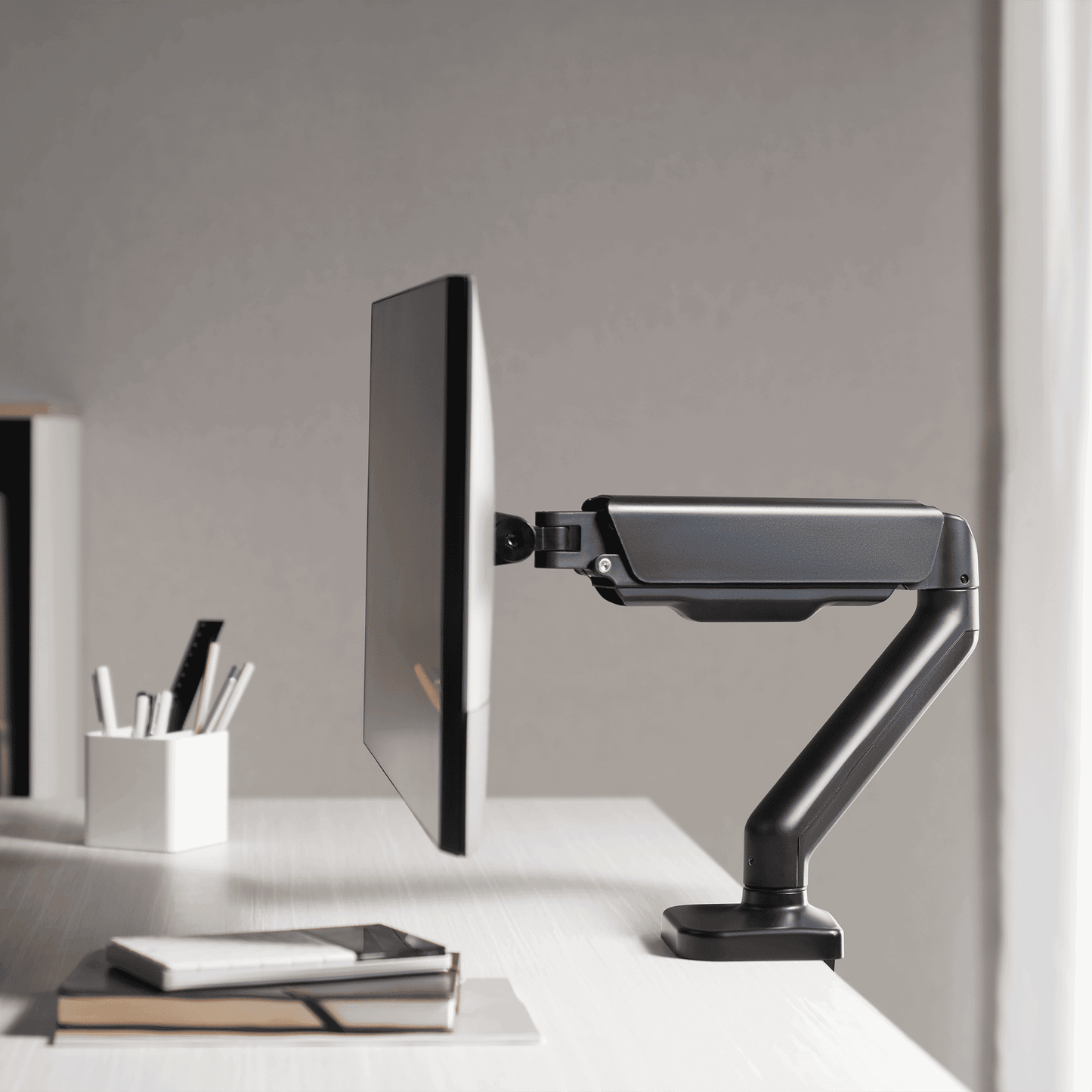 Monitor Halterung 17-32 Zoll Tischklemme VESA Arm verstellbar - MIZO.at