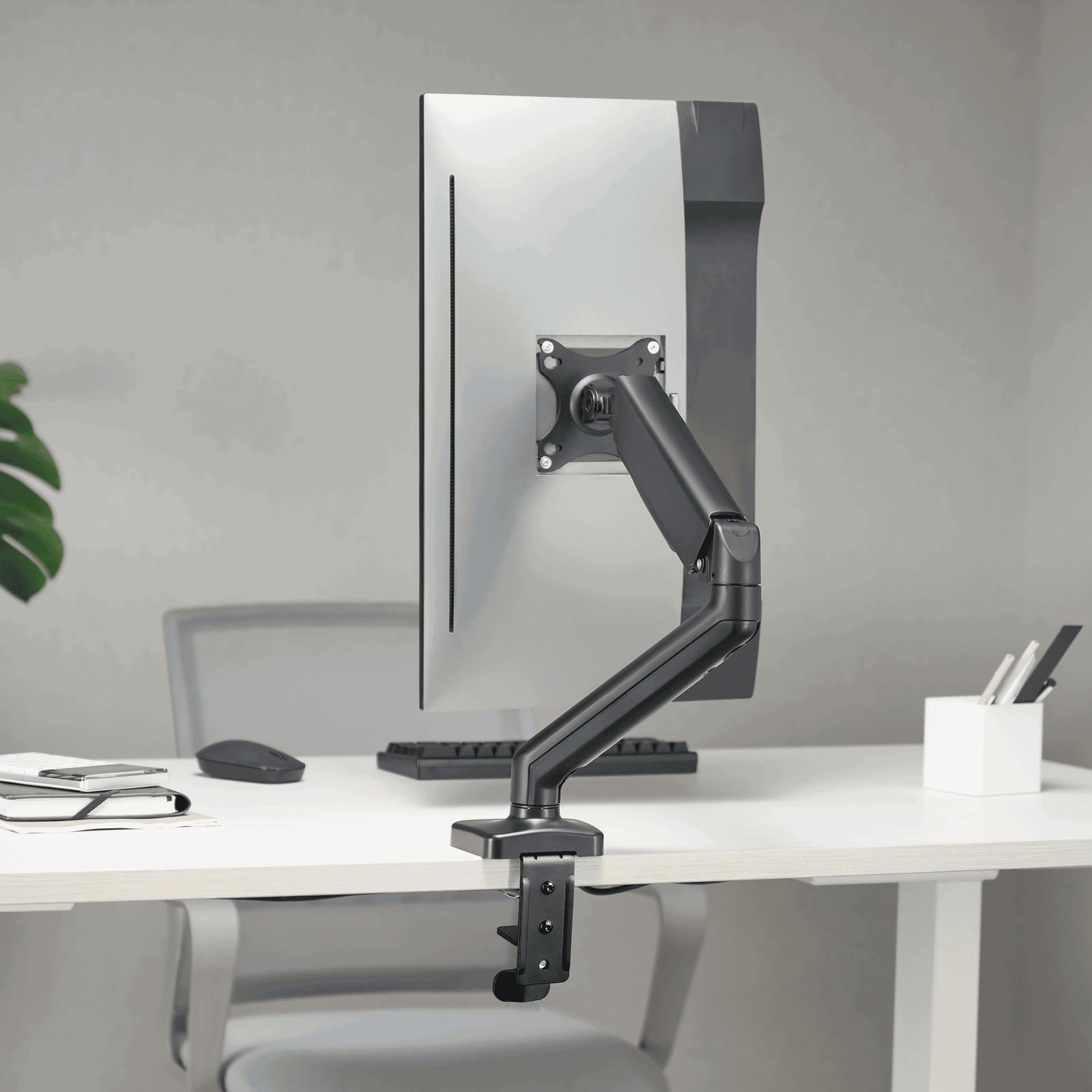 Monitor Halterung 17-32 Zoll Tischklemme VESA Arm verstellbar - MIZO.at