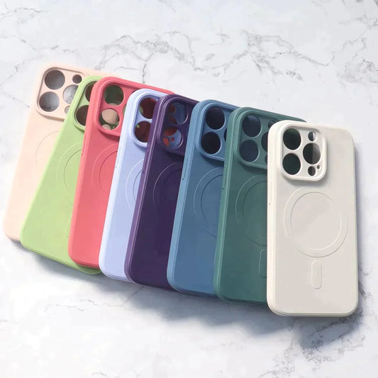 iPhone 15 MagSafe Silikon Case Lila – Wireless Laden - MIZO.at