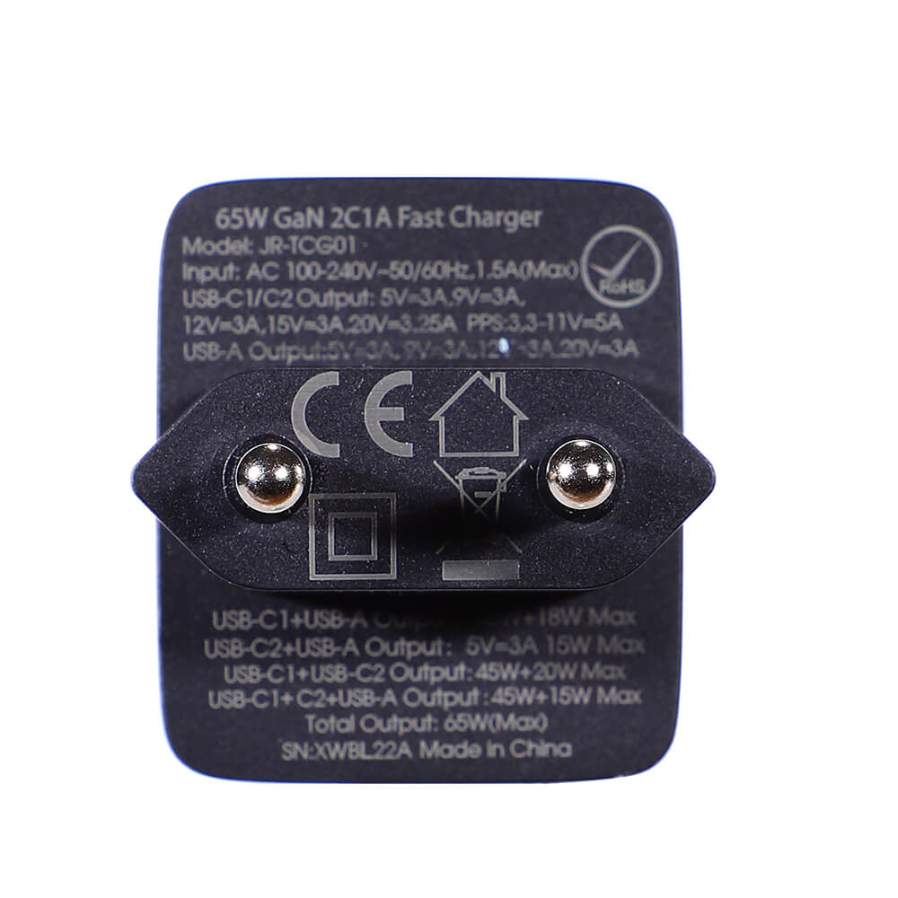 Joyroom TCG01 65W GaN Ladegerät 2×USB-C + USB-A + 100W Kabel Schwarz - MIZO.at