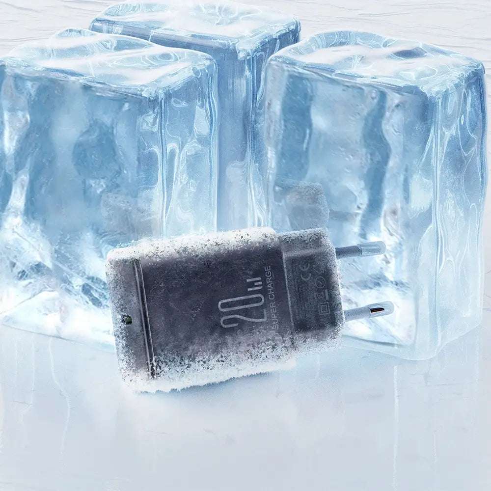 Travel Charger PD 20W with Type-C to Lightning Cable | Fast Charging - MIZO.at