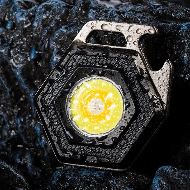 Mini LED Flashlight Keychain W5131 | Type-C, Compact & Versatile - MIZO.at