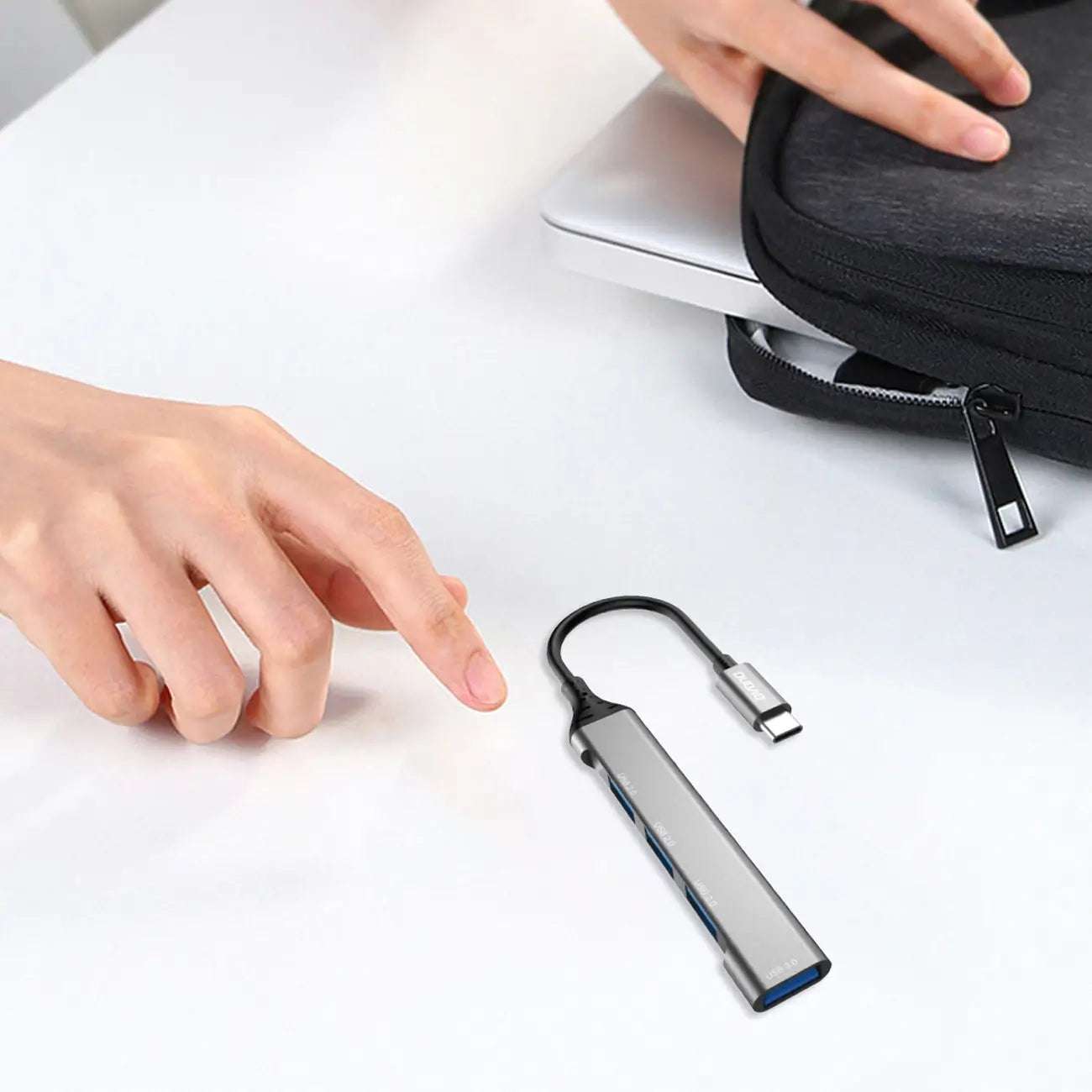 Dudao HUB 4in1 USB-C | 3x USB2.0, 1x USB3.0, Compact & Fast - MIZO.at