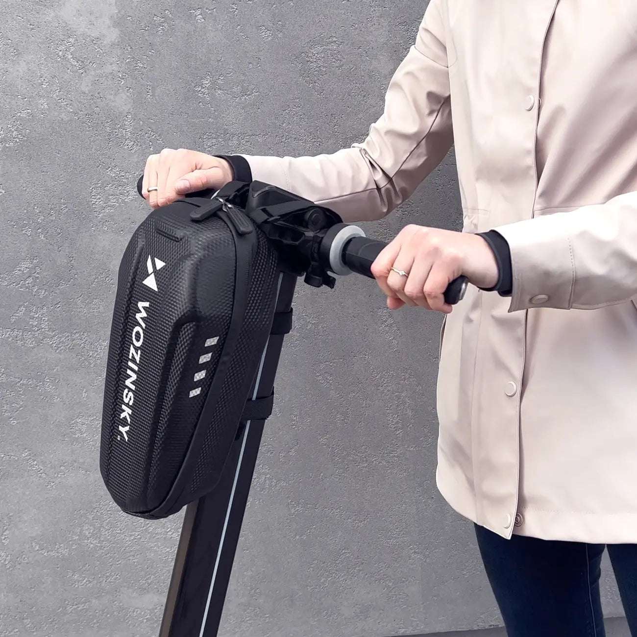 Wozinsky 3L Scooter Handlebar Bag | Waterproof & Spacious - MIZO.at