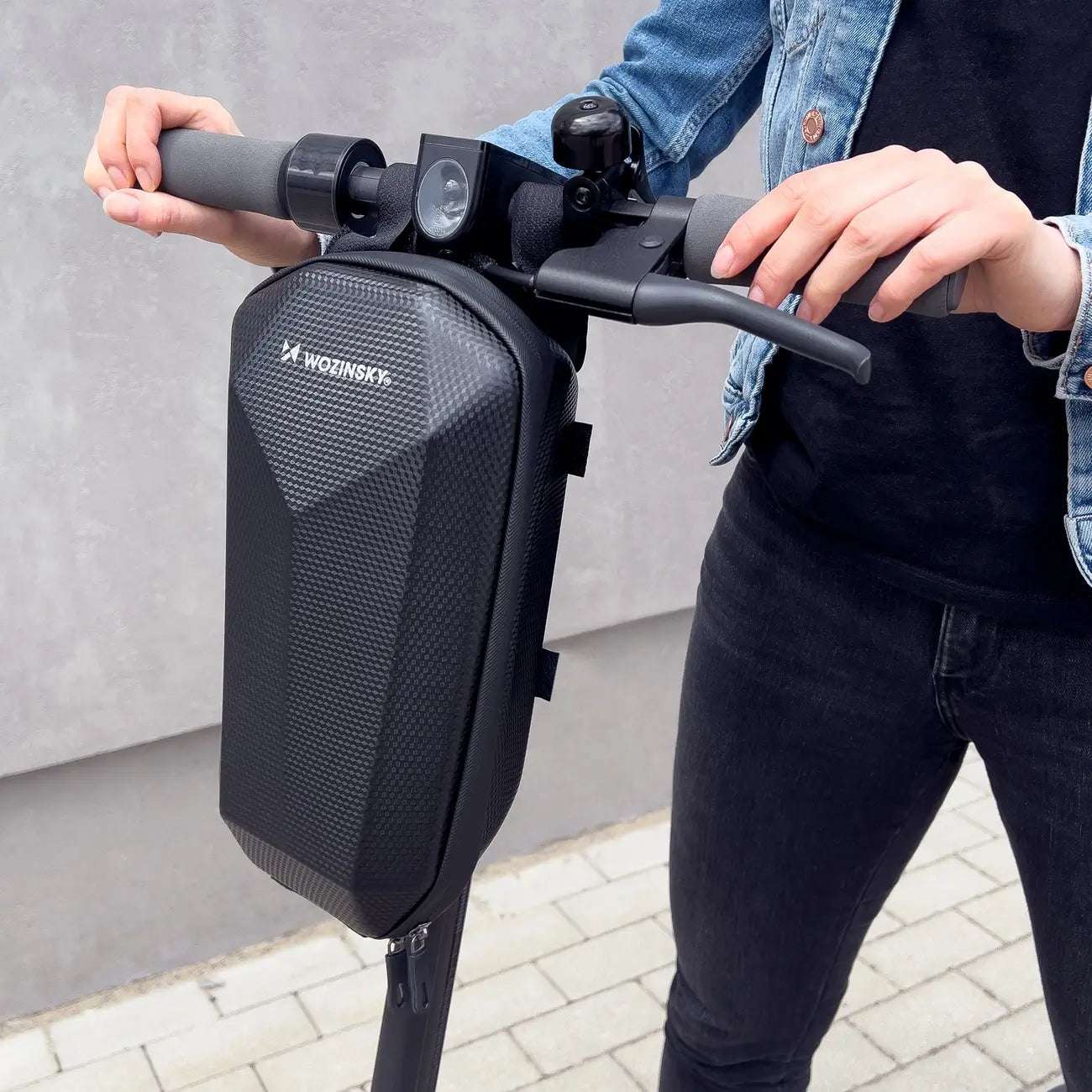 Wozinsky Waterproof Scooter Handlebar Bag 4L Black | Easy Install - MIZO.at