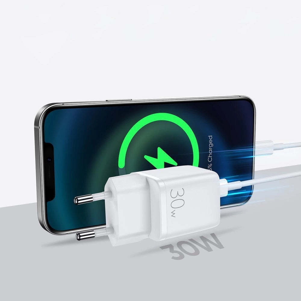 30W Wall Charger | USB Type-C, Quick Charge 3.0, Power Delivery - MIZO.at